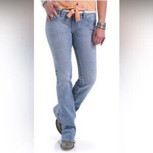 NWT CRUEL DENIM 34/17L  Abby Mid Rise Slim Fit Boot Cut Jeans